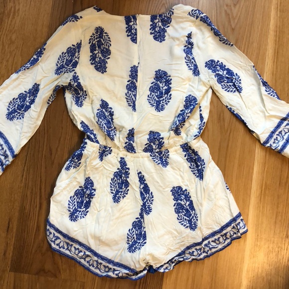 Half sleeve romper - Picture 3 of 5